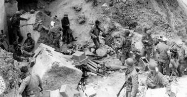 0710 Us Army Rangers Assault Pointe Du Hoc