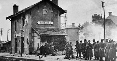 1100 Canadian Troops Capture Bernieres