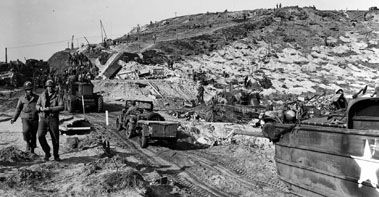 1330 Some Troops Move Inland From Omaha Beach