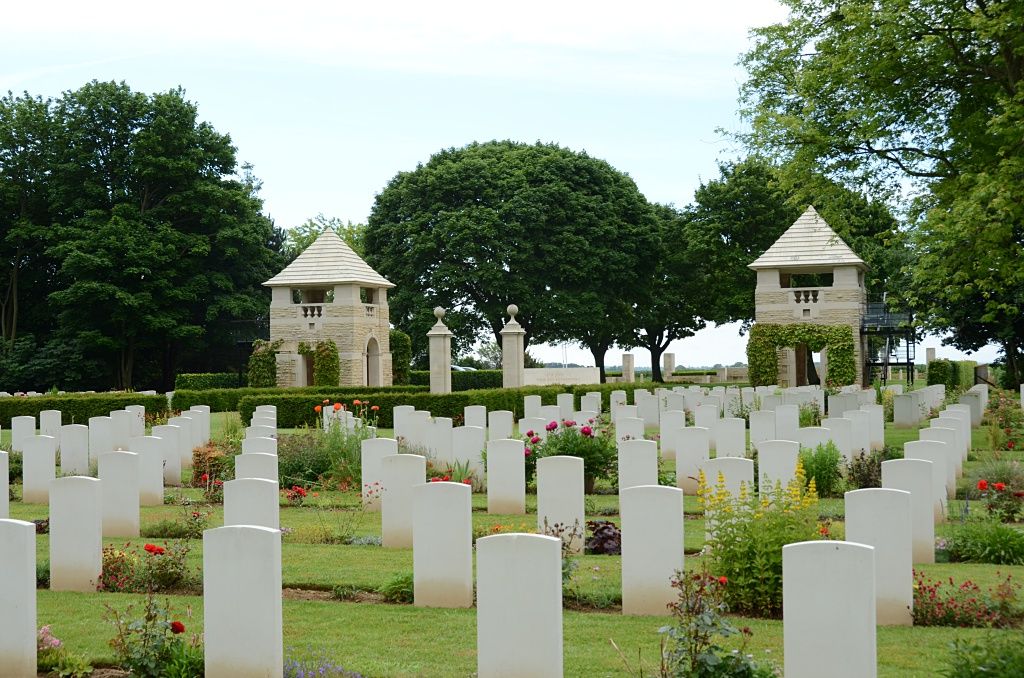 Bény-sur-Mer Canadian War Cemetery
