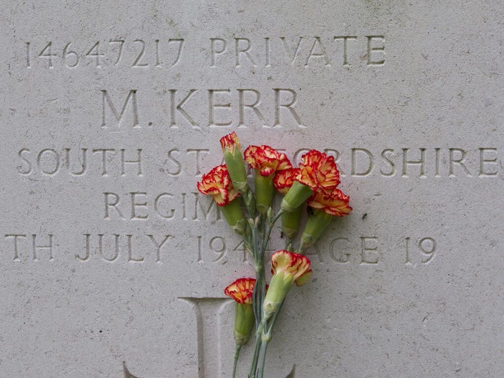Cambes-en-Plaine War Cemetery Headstone and Flowers