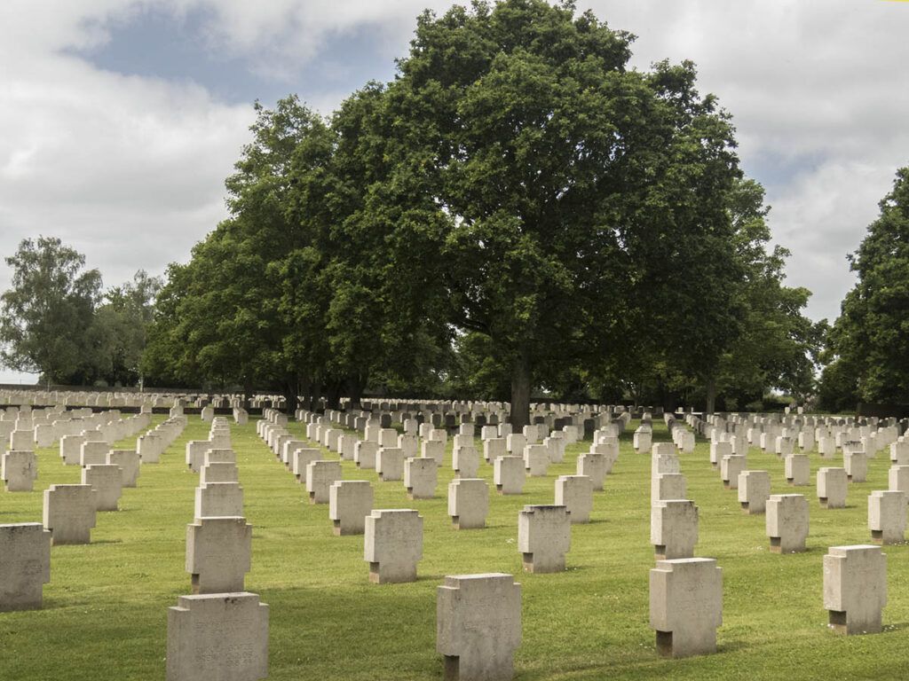Champigny-Saint-André German War Cemetery