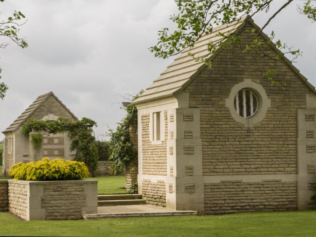 Fontenay-le-Pesnel War Cemetery