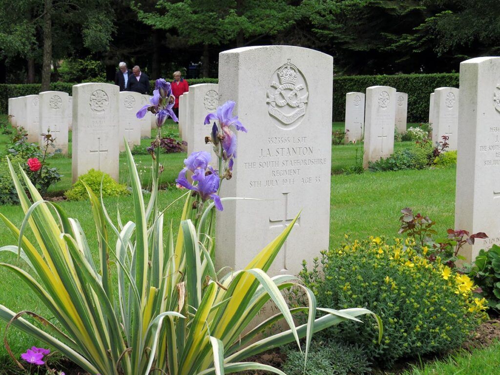 Headstones at Cambes-en-Plaine War Cemetery