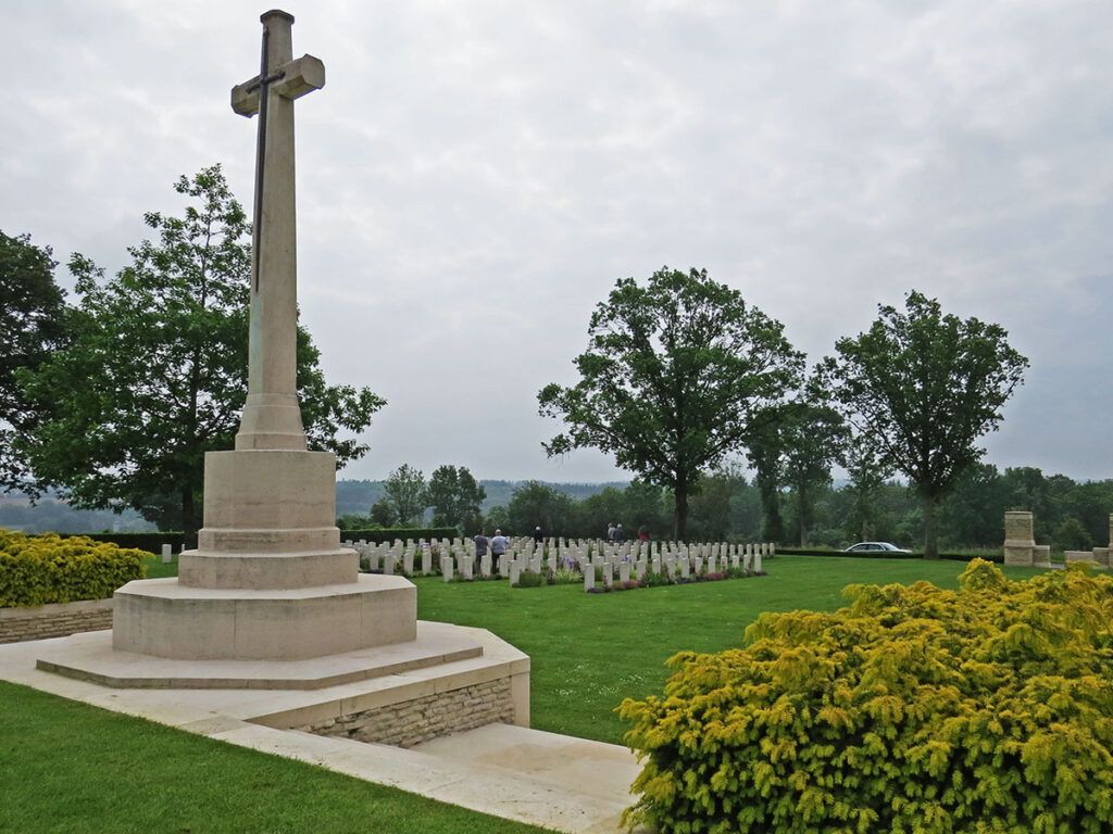 Hottot-les-Bagues War Cemetery