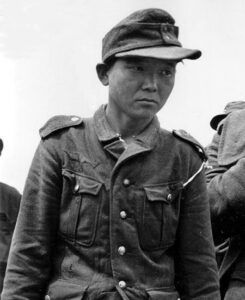 Kyoungjong Yang