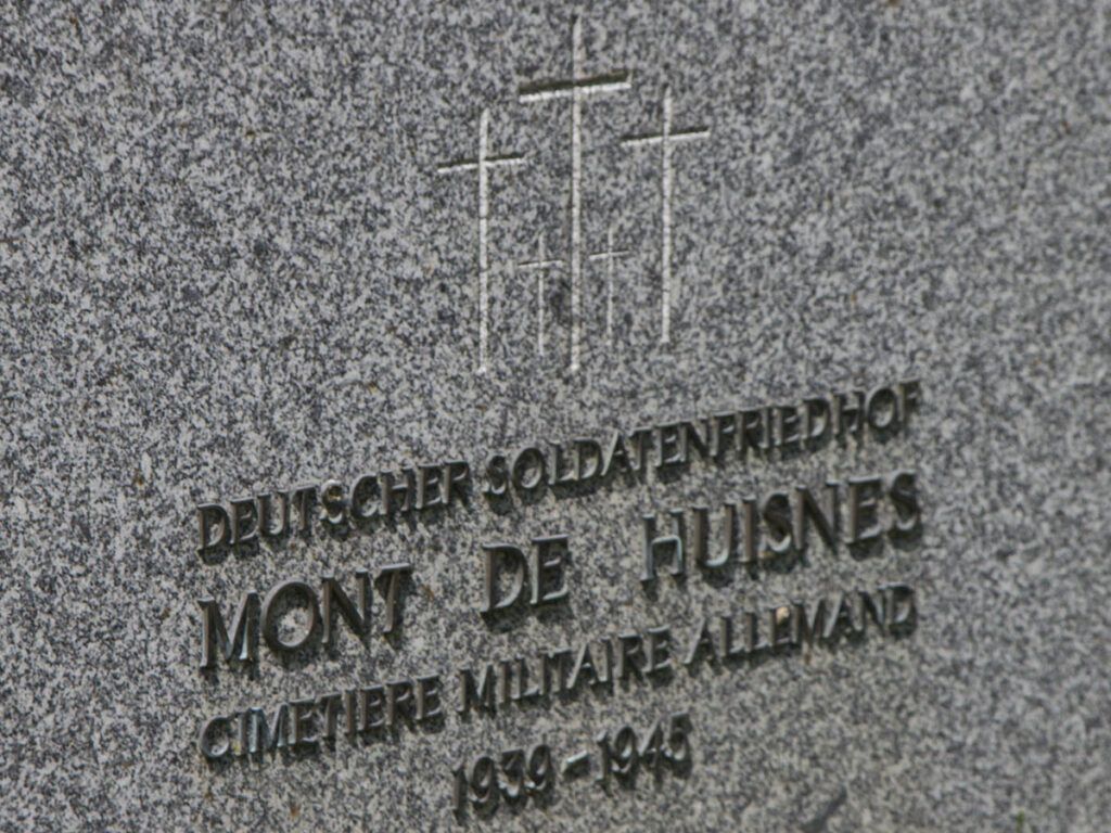 Mont-de-Huisnes German War Cemetery