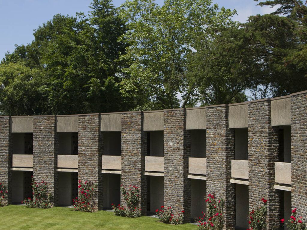 Mont-de-Huisnes German War Cemetery