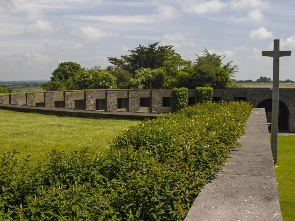 Mont-de-Huisnes German War Cemetery