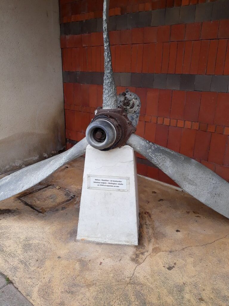 Museum Commando No. 4
