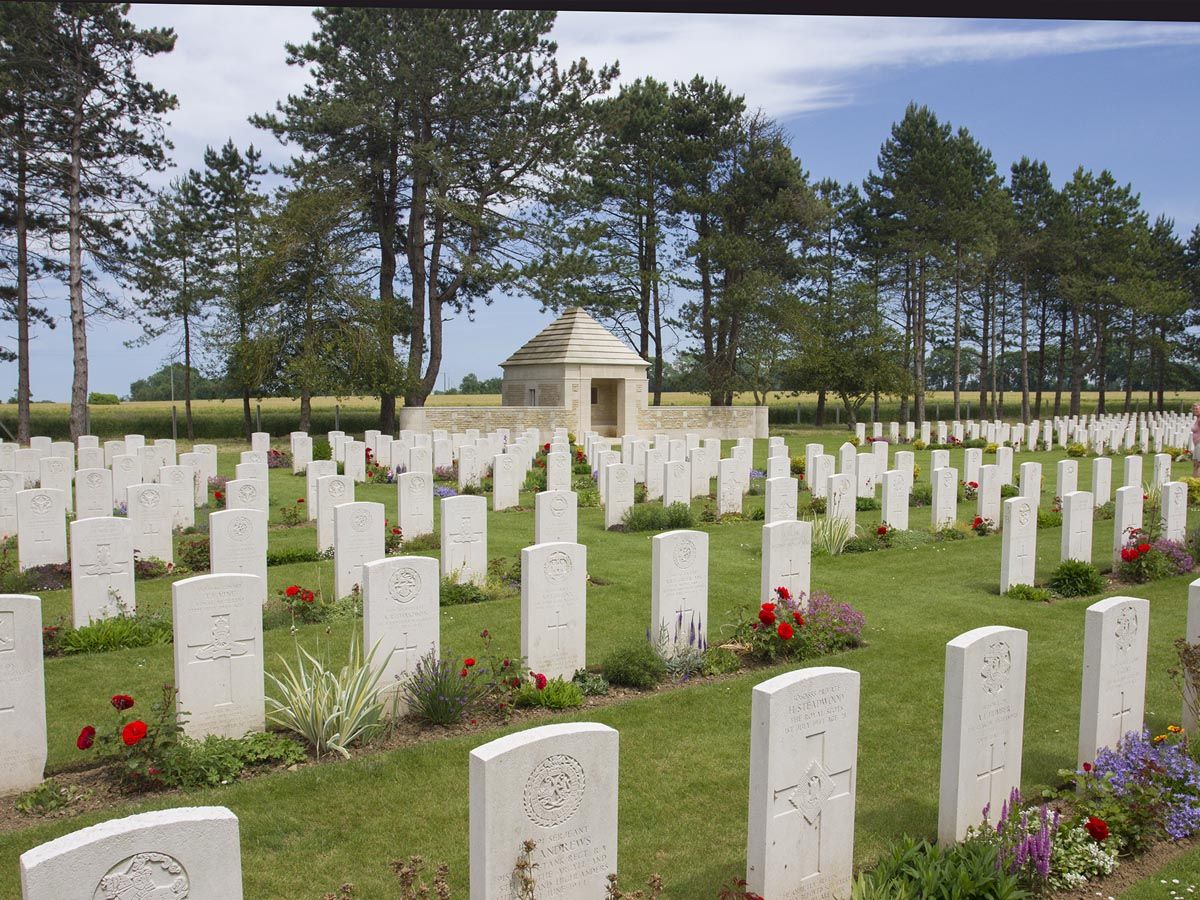 Ryes War Cemetery Travel Guide