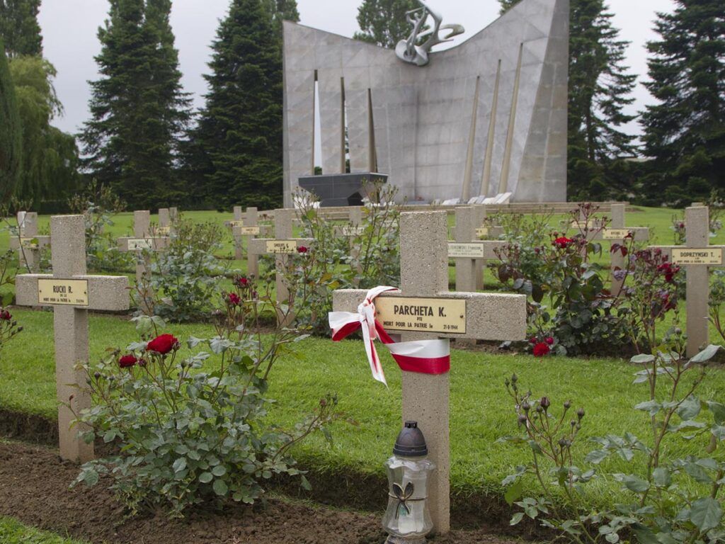 Urville-Langannerie Polish War Cemetery