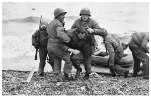Engineer Special Brigade Help Wounded Soldiers At Omaha Beach Small